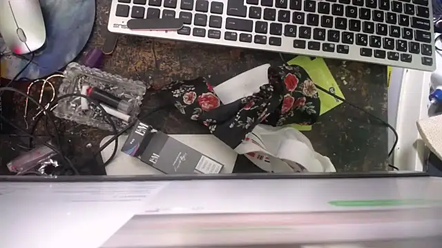 Snapshot of jazmin_mature_ chatting on October 28, 2025, 12:59 pm jazmin mature online show from October 28, 2025, 12:59 pm