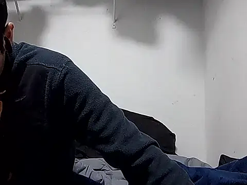 PerroDemonioHot online show from January 15, 2026, 1:42 am