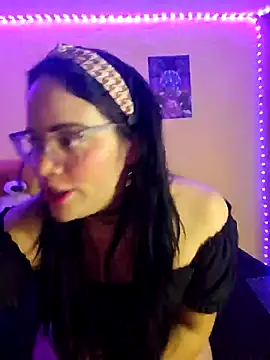 Snapshot of katrina29 chatting on February 2, 2025, 3:54 am katrina29 online show from February 2, 2025, 3:54 am