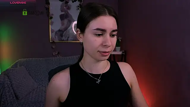 flora ri online show from January 14, 2026, 10:19 am