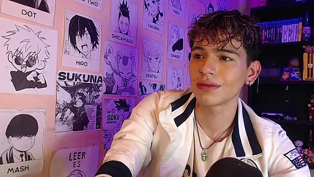 Snapshot of Mickey_Magic chatting on March 6, 2025, 7:47 am Mickey Magic online show from March 6, 2025, 7:47 am