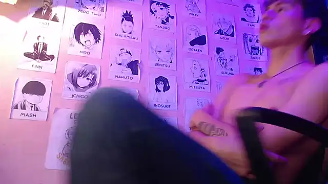 Snapshot of Mickey_Magic chatting on February 26, 2025, 6:51 am Mickey Magic online show from February 26, 2025, 6:51 am