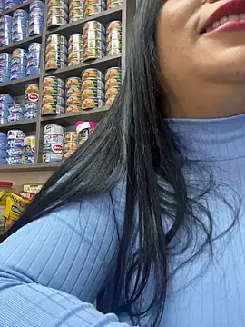 Snapshot of Miia_Jazmin chatting on December 17, 2025, 8:03 pm Miia Jazmin online show from December 17, 2025, 8:03 pm