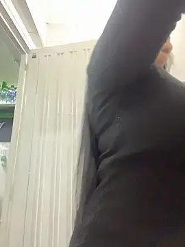 Snapshot of Miia_Jazmin chatting on January 7, 2026, 3:06 pm Miia Jazmin online show from January 7, 2026, 3:06 pm