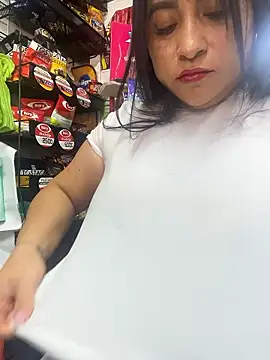 Snapshot of Miia_Jazmin chatting on January 11, 2026, 8:05 pm Miia Jazmin online show from January 11, 2026, 8:05 pm