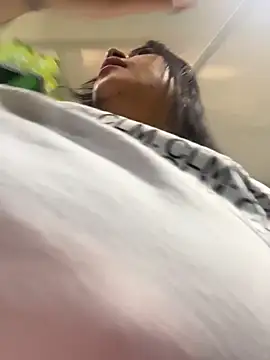 Snapshot of Miia_Jazmin chatting on December 22, 2025, 12:05 pm Miia Jazmin online show from December 22, 2025, 12:05 pm