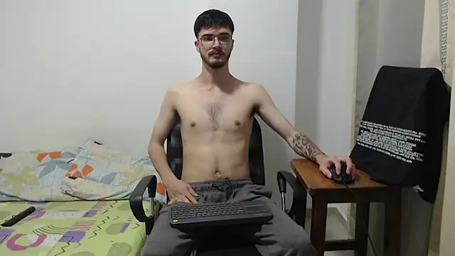 Snapshot of Aleex_Miller chatting on November 23, 2025, 4:22 am Aleex Miller online show from November 23, 2025, 4:22 am