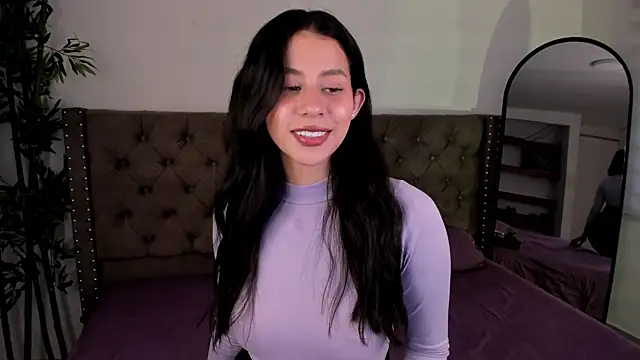 hannah brady online show from February 7, 2025, 8:31 pm