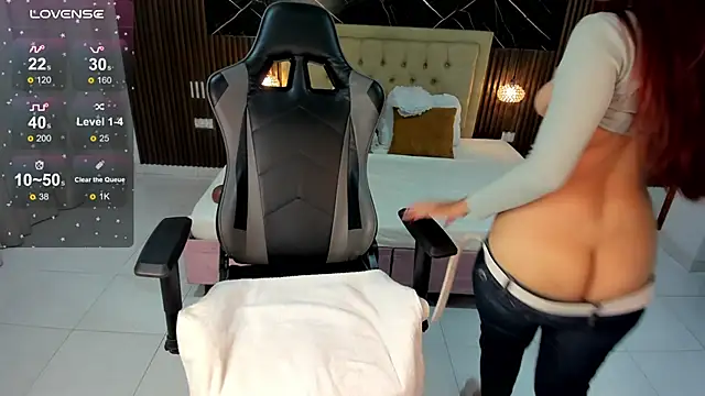 Lolly 18 online show from September 16, 2025, 3:13 pm