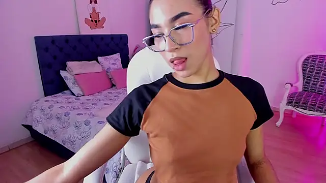 Snapshot of Dana_Paula chatting on April 29, 2026, 11:47 am Dana Paula online show from April 29, 2026, 11:47 am