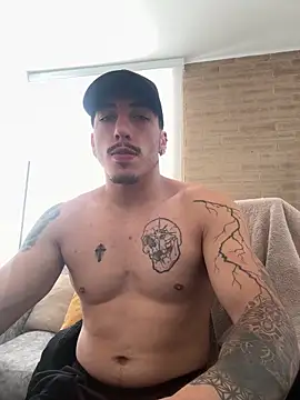 dylanspencer28 online show from September 17, 2025, 7:38 pm