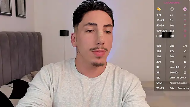 dylanspencer28 online show from February 25, 2025, 7:16 pm