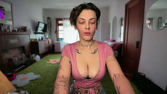 bunnierotten online show from February 17, 2026, 9:01 pm