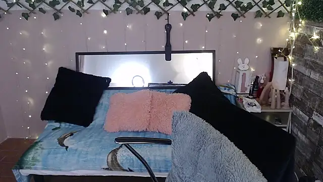 Snapshot of cute_bunny95 chatting on March 20, 2025, 5:58 pm cute bunny95 online show from March 20, 2025, 5:58 pm