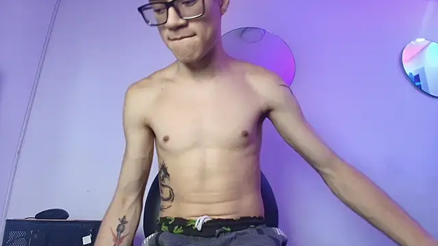 wolfandsky online show from October 21, 2025, 11:31 am