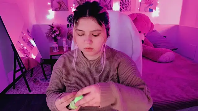 DiaAngell online show from April 5, 2026, 7:31 pm