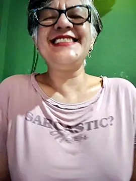 Snapshot of ilonna2025 chatting on September 26, 2025, 10:49 pm ilonna2025 online show from September 26, 2025, 10:49 pm