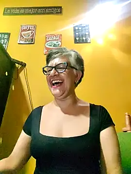 Snapshot of ilonna2025 chatting on March 5, 2025, 4:56 am ilonna2025 online show from March 5, 2025, 4:56 am