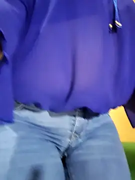 Snapshot of ilonna2025 chatting on October 26, 2025, 11:16 pm ilonna2025 online show from October 26, 2025, 11:16 pm