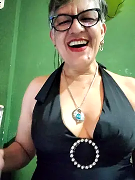 Snapshot of ilonna2025 chatting on October 15, 2025, 11:46 pm ilonna2025 online show from October 15, 2025, 11:46 pm