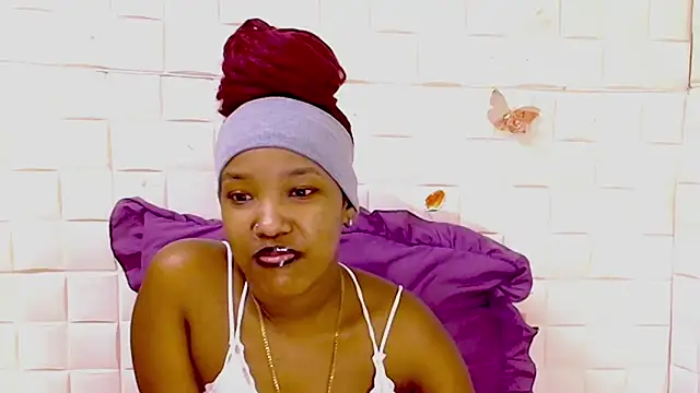 EroticSexyPrada online show from April 2, 2026, 6:03 pm