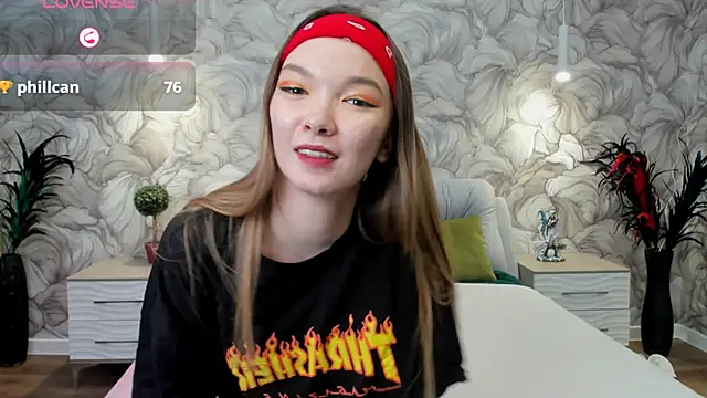 Snapshot of SusannJohnson chatting on March 10, 2025, 1:00 pm SusannJohnson online show from March 10, 2025, 1:00 pm