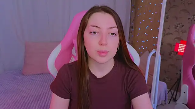 Snapshot of Ann_moon__ chatting on March 13, 2025, 2:33 pm Ann moon online show from March 13, 2025, 2:33 pm