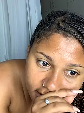 madell online show from September 30, 2025, 2:50 am