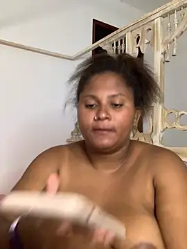 madell online show from February 25, 2025, 5:19 pm