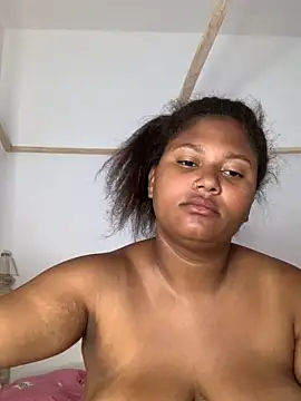 madell online show from February 26, 2025, 4:08 am