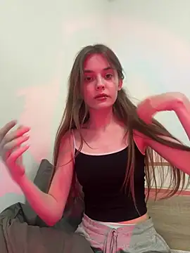 RayWillliams online show from December 18, 2025, 6:23 pm