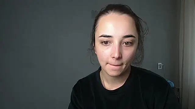 Snapshot of Eva_Gloryy chatting on October 19, 2025, 11:24 am Eva Gloryy online show from October 19, 2025, 11:24 am