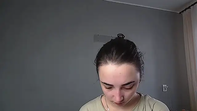 Eva Gloryy online show from March 10, 2026, 9:02 am