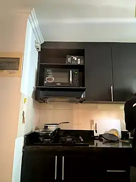 Snapshot of dereckgreen chatting on January 13, 2026, 8:35 pm dereckgreen online show from January 13, 2026, 8:35 pm