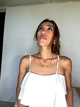 zoe storm online show from September 9, 2025, 12:54 am