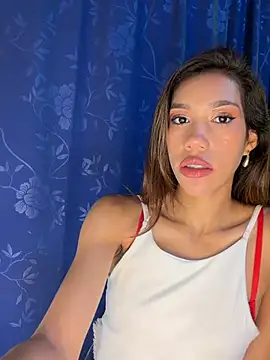 Snapshot of zoe_storm chatting on February 20, 2026, 1:35 am zoe storm online show from February 20, 2026, 1:35 am