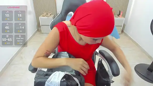 Snapshot of Zulema_hamdi chatting on February 19, 2026, 10:23 am Zulema hamdi online show from February 19, 2026, 10:23 am