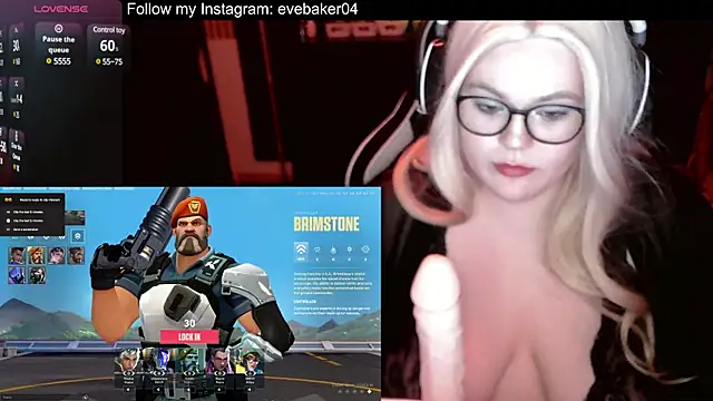 Snapshot of EveBaker04 chatting on March 9, 2025, 8:42 pm EveBaker04 online show from March 9, 2025, 8:42 pm