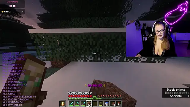 Snapshot of EveBaker04 chatting on October 12, 2025, 4:30 pm EveBaker04 online show from October 12, 2025, 4:30 pm