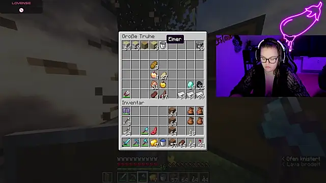 Snapshot of EveBaker04 chatting on October 7, 2025, 9:32 am EveBaker04 online show from October 7, 2025, 9:32 am