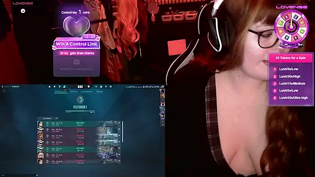 Snapshot of EveBaker04 chatting on March 19, 2025, 6:55 pm EveBaker04 online show from March 19, 2025, 6:55 pm