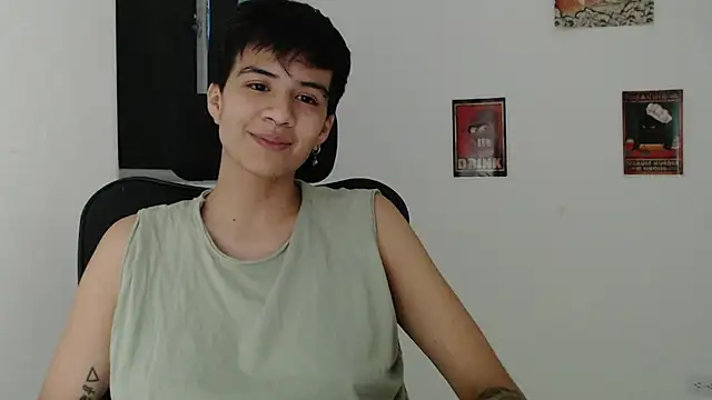 Snapshot of Dha_lia0 chatting on July 19, 2026, 11:12 pm Dha lia0 online show from July 19, 2026, 11:12 pm