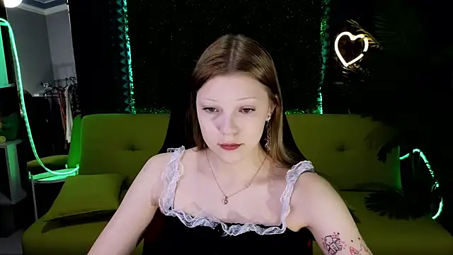 Snapshot of MiaWhisper chatting on January 27, 2025, 1:16 am MiaWhisper online show from January 27, 2025, 1:16 am