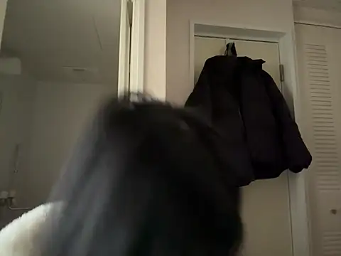 Snapshot of riri_riri_jp chatting on March 1, 2026, 5:40 am riri riri jp online show from March 1, 2026, 5:40 am