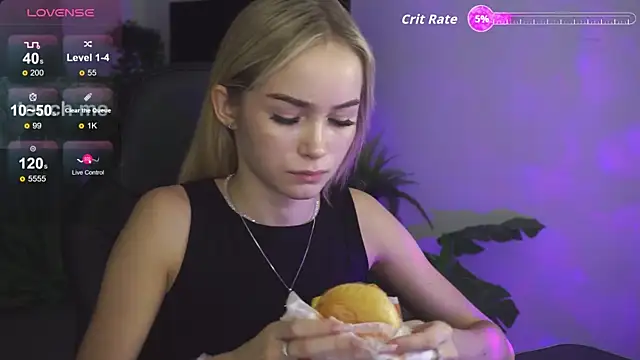 Snapshot of DakotaaJohnnson chatting on September 12, 2025, 8:25 am DakotaaJohnnson online show from September 12, 2025, 8:25 am