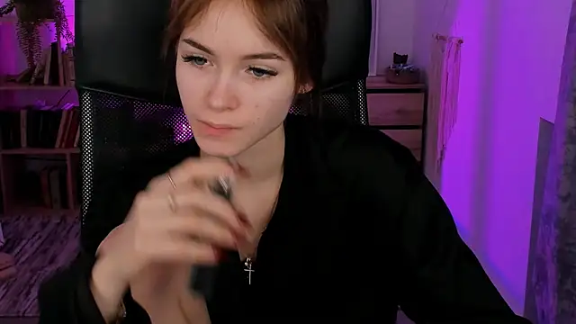 Snapshot of DakotaaJohnnson chatting on March 1, 2025, 11:39 am DakotaaJohnnson online show from March 1, 2025, 11:39 am