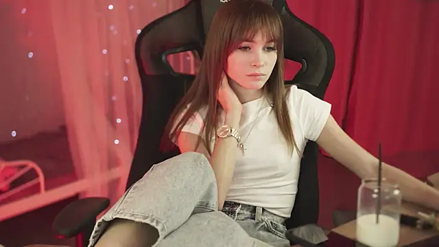 Snapshot of DakotaaJohnnson chatting on March 12, 2025, 2:34 pm DakotaaJohnnson online show from March 12, 2025, 2:34 pm