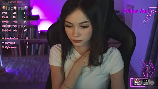 Snapshot of DakotaaJohnnson chatting on March 22, 2025, 12:04 pm DakotaaJohnnson online show from March 22, 2025, 12:04 pm