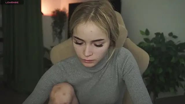 Snapshot of DakotaaJohnnson chatting on October 20, 2025, 11:55 am DakotaaJohnnson online show from October 20, 2025, 11:55 am