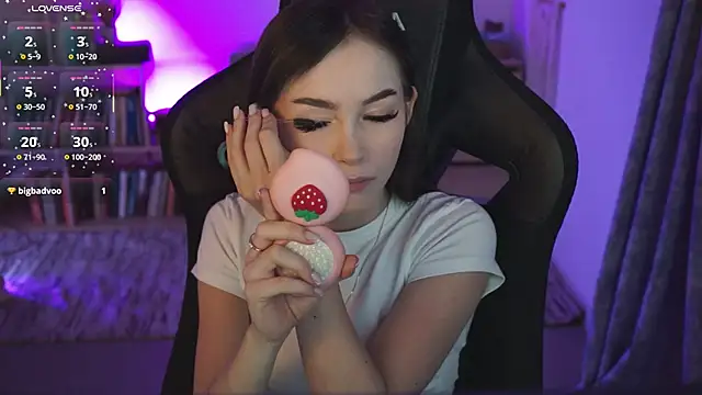 Snapshot of DakotaaJohnnson chatting on March 22, 2025, 9:02 am DakotaaJohnnson online show from March 22, 2025, 9:02 am